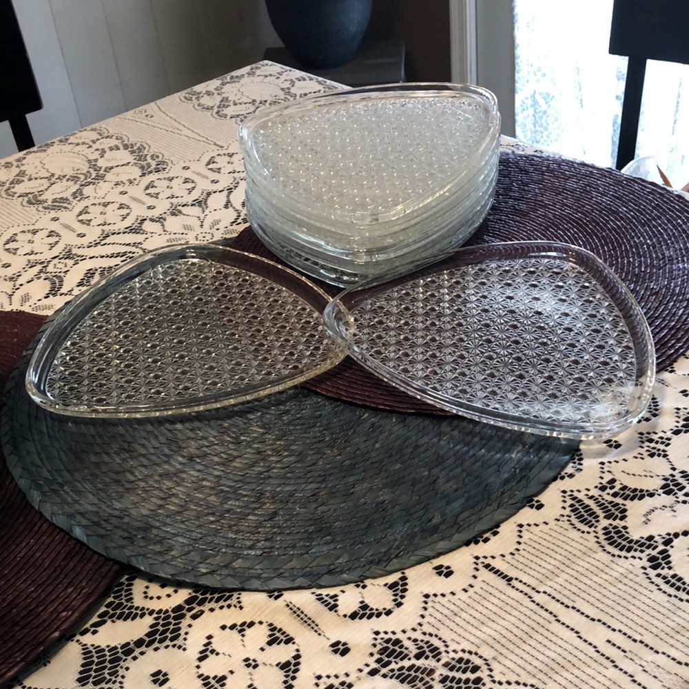 Vintage Anchor Hocking clear luncheon plates.
